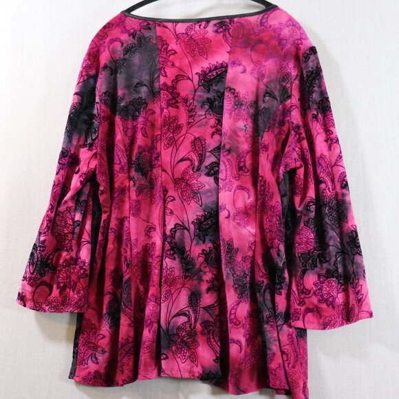 SAMI & JO Boho Burnout Tunic Top Plus Size 3X Pink Black Bell Sleeve Blouse - Picture 7 of 13